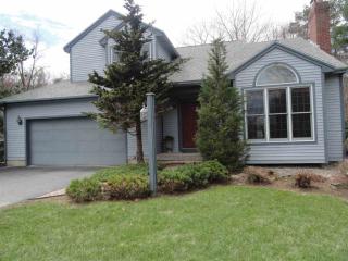 117 Christopher Ln, Altamont, NY 12009-4201