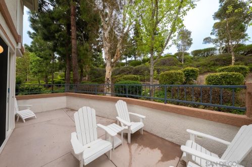 13529 Jadestone Way, San Diego CA  92130-2828 exterior