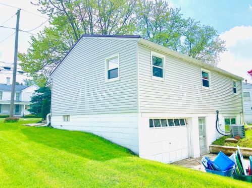 529 Howard St, Clinton County OH  45169-1126 exterior