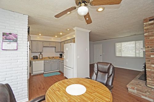 301 Bremen Dr, Saint Martin OH  45118-9479 exterior