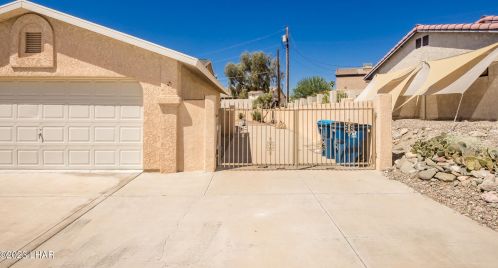 2679 Bamboo Dr, Lake Havasu City, AZ 86403-3804