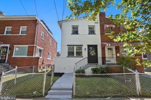 611 Forrester St, Washington, DC 20032-3539
