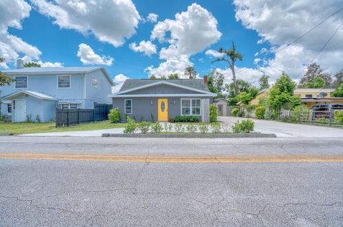 134 Boulevard Ct, Deland, FL 32720-2202