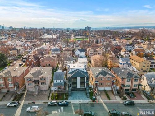 446 Nelson Ave, Cliffside Park, NJ 07010-1818