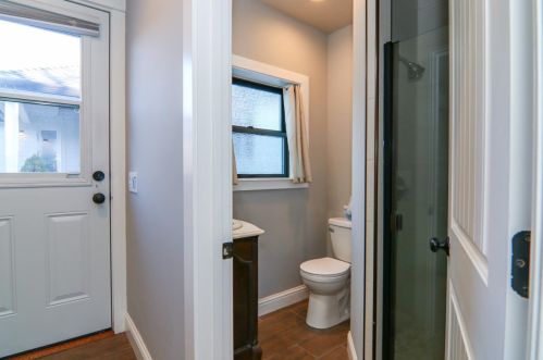 6331 Melody Ln, Newcastle CA  95658-9646 exterior