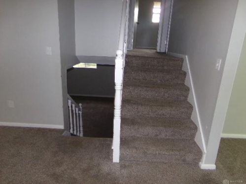 1034 Heathwood Dr, Englewood OH  45322-2429 exterior