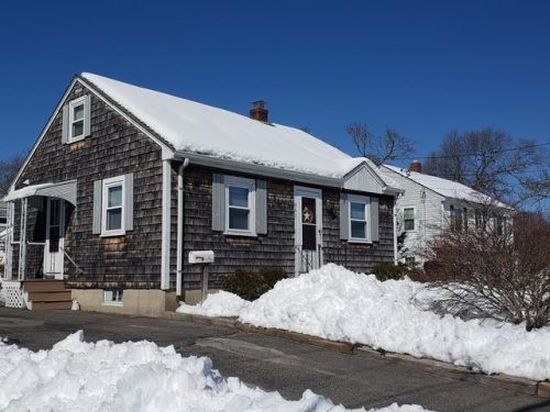 560 Franklin St, Holbrook MA  02343-1747 exterior