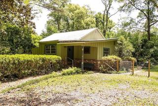2864 Walton Ln, Jacksonville, FL 32216-5351