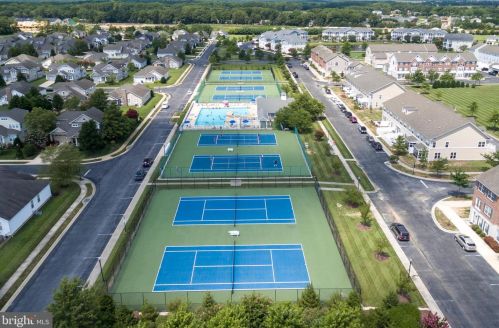 33675 Hunters Run, Lewes DE  19958-4844 exterior