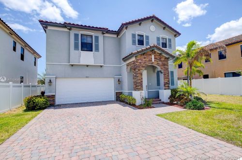 9231 35th Ave, Hialeah, FL 33018