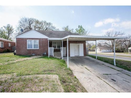 3302 Haskell St, Tulsa, OK 74115-7212