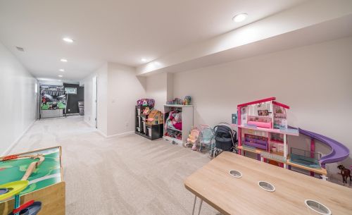 7026 Glade Ln, Florence KY  41042-4304 exterior