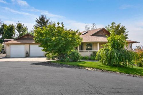 310 Warrior Rd, Yakima, WA 98901-9730