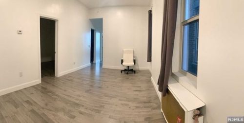 2110 New York Ave, Union City NJ  07087-4416 exterior