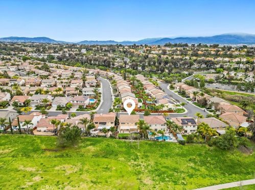 42089 Delmonte St, Temecula CA  92591-7921 exterior