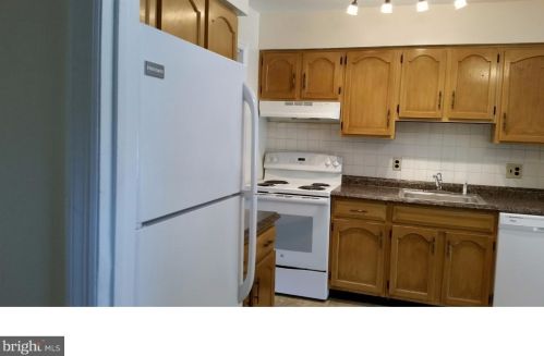 43 Saint George Ter, Bear DE  19701-1091 exterior