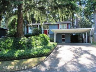 7713 139th Pl, Redmond WA  98052-4003 exterior