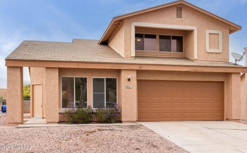 8021 Calle Navarrete, Tucson, AZ 85715-5131