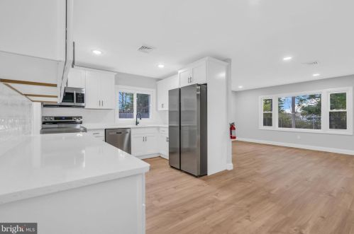 9 Snowflower Ln, Willingboro NJ  08046-1012 exterior