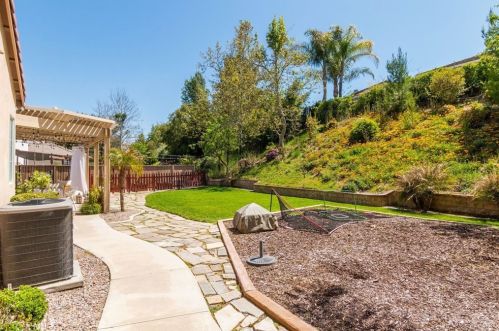 45519 Calle Los Mochis, Temecula CA  92592-1267 exterior