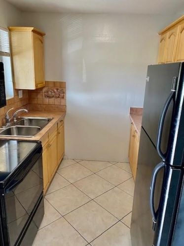 6048 Forest Hill Blvd, West Palm Beach, FL 33415-6284