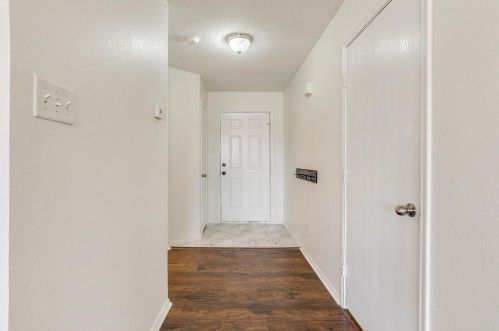 1035 Ben Dr, Burleson TX  76028-5657 exterior