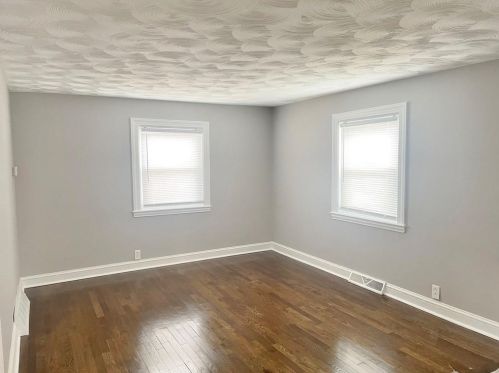13 Almy St, Warwick RI  02886-3601 exterior