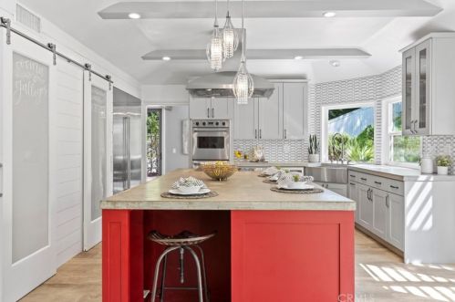 584 Andover Dr, Anaheim CA  92807-4606 exterior