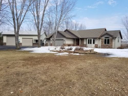 6895 65th St, Sauk Rapids, MN 56379-9626