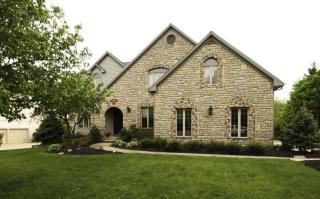 691 Southbluff Dr, Westerville, OH 43082-8605