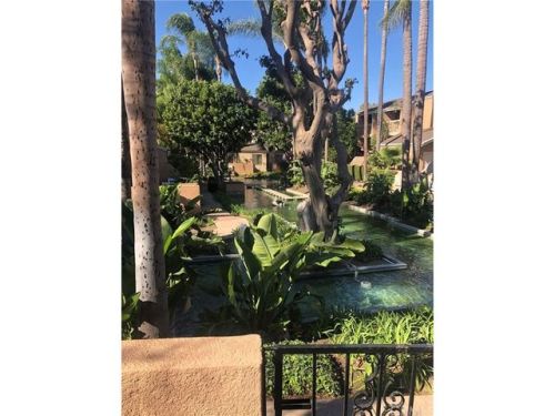 1525 Wavertree Ln, Fullerton, CA 92831-2218