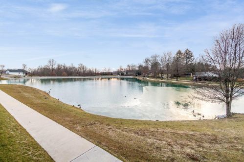 129 Creekstone Ct, Newport KY  41076-1879 exterior