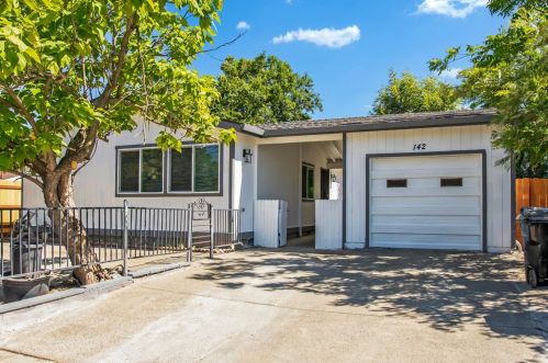 142 M St, Rio Linda CA  95673-2135 exterior