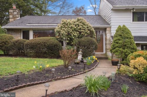 7615 Seminole Ave, Melrose Park, PA 19027-3506