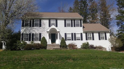 159 Village Rd, Huntington, CT 06484-1706
