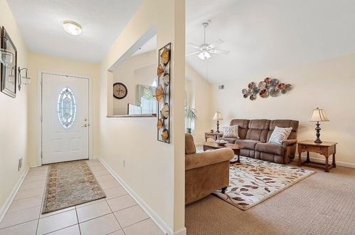 140 Rana Ln, Gibsonia, PA 15044-5304