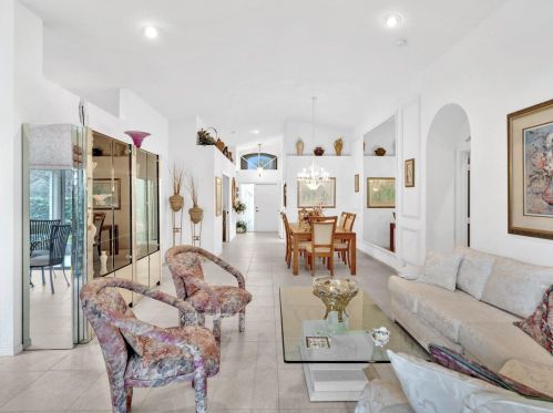 6840 Lismore Ave, Boynton Beach FL  33437-6441 exterior