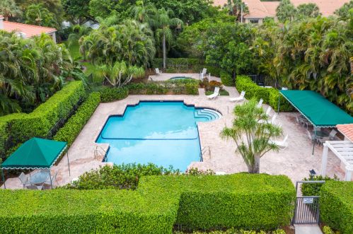 6614 Villa Sonrisa Dr, Boca Raton FL  33433-4010 exterior