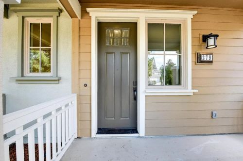 279 Calderon Ave, Mountain View CA  94041-1477 exterior