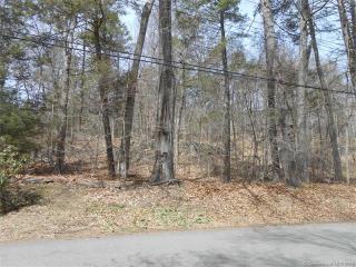 354 River Rd, Orange, CT 06477-2742