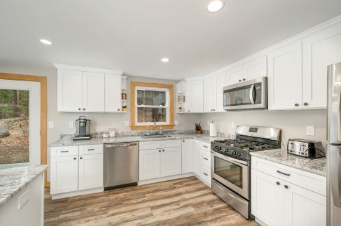 12 Grachen Dr, Madison NH  03849-5646 exterior
