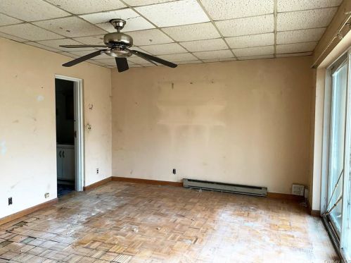 15 Chestnut Ridge Rd, Mahopac NY  10541-3320 exterior