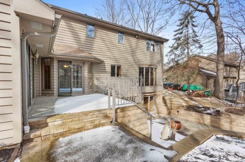 225 Traders Point Ln, Green Bay WI  54302-5236 exterior