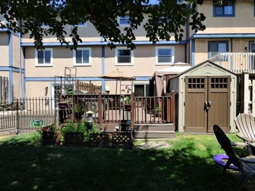 306 Walden Way, Imperial, PA 15126-9639