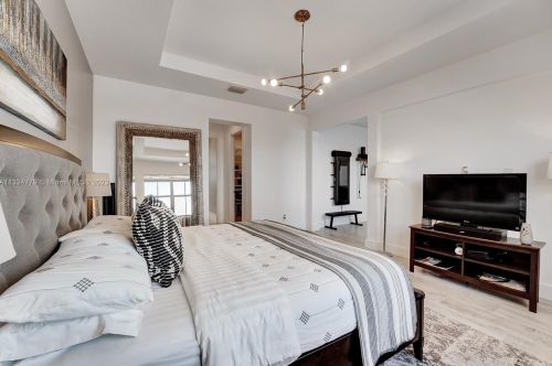 8297 28th St, Hollywood FL  33024-3187 exterior