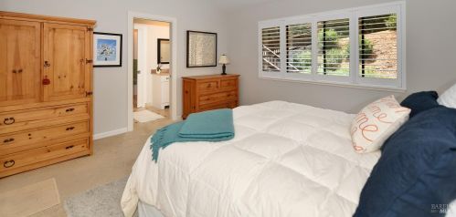 460 Hillsdale Dr, Santa Rosa CA  95409-6109 exterior