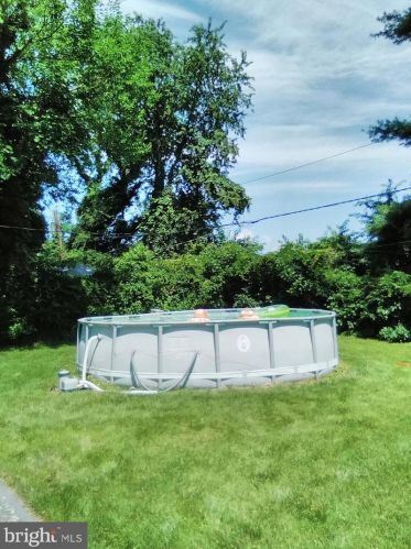 41 Marshal Ln, Willingboro NJ  08046-2816 exterior