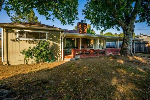 12901 Anderson Valley Way, Boonville, CA 95415-9132