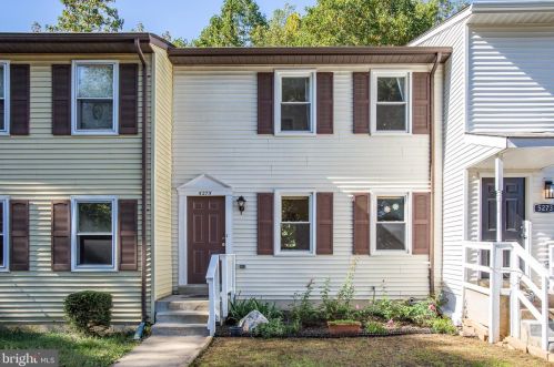 5275 Daffodil Dr, Fredericksburg, VA 22407-1458