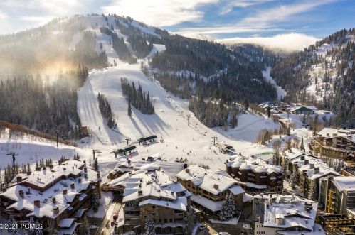 3204 Wapiti Canyon Rd, Park City UT  84098-6241 exterior